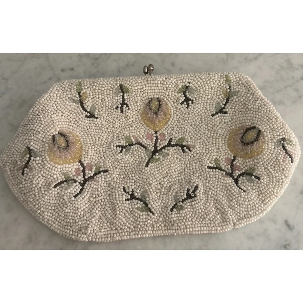 Beautiful Vintage Charlet Floral Cream Beaded Silk Lined Evening Bag Kiss Lock